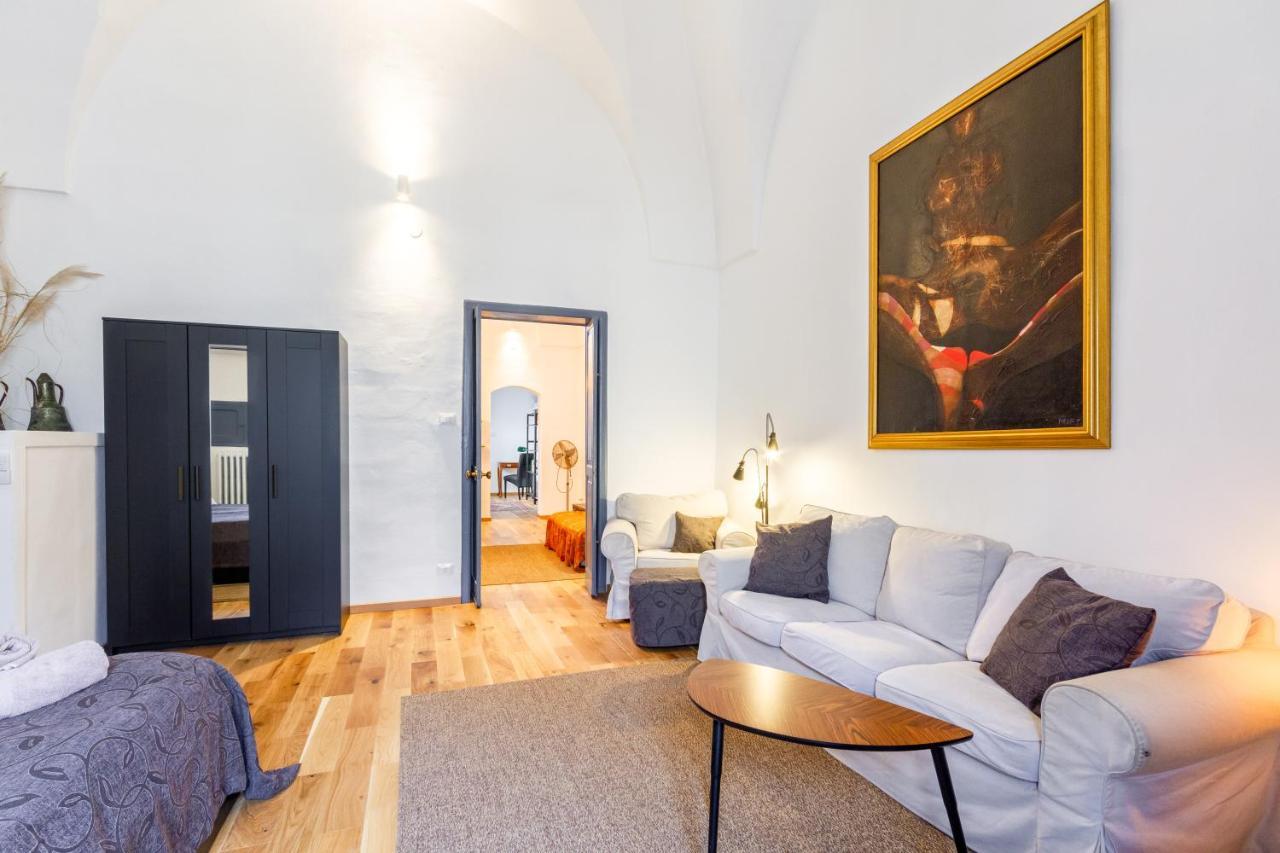 Lecce Center Charming Flat With Terrace Apartment Exterior photo
